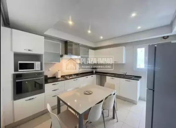A louer un appartement S+3 meublé au lac2