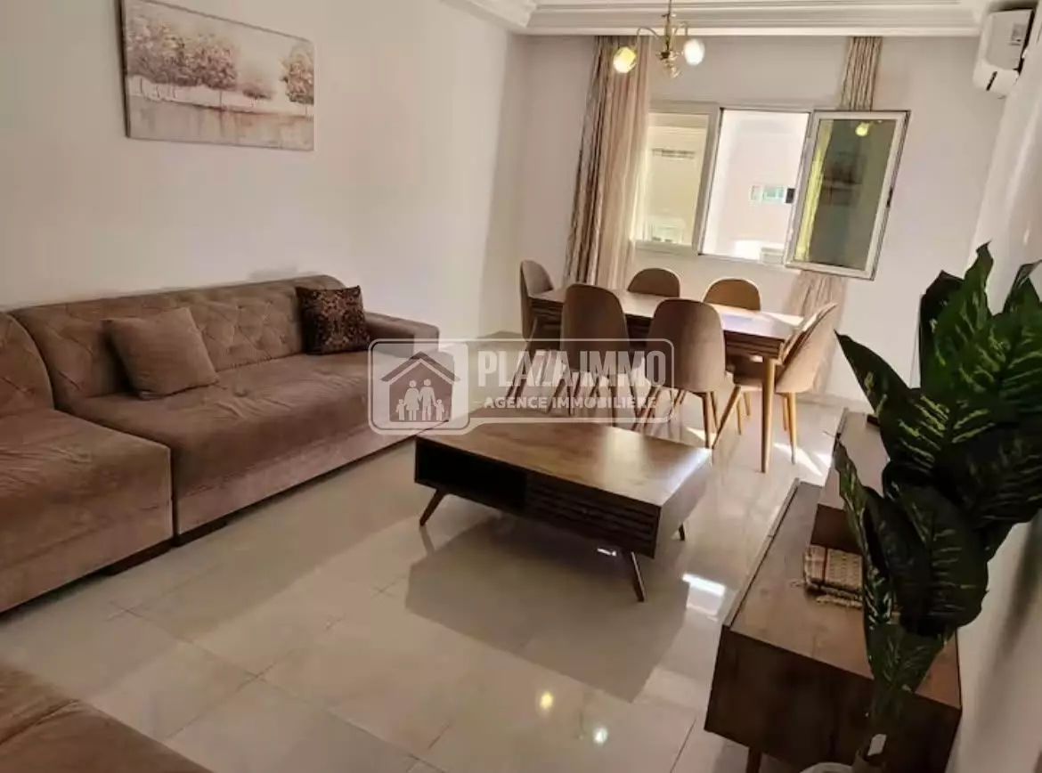 A louer appartement S2 meublé cité les palmerais