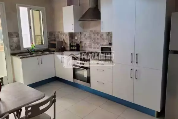 A louer appartement S2 meublé cité les palmerais