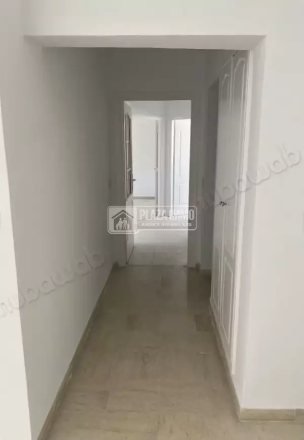 A vendre appartement Aouina S3