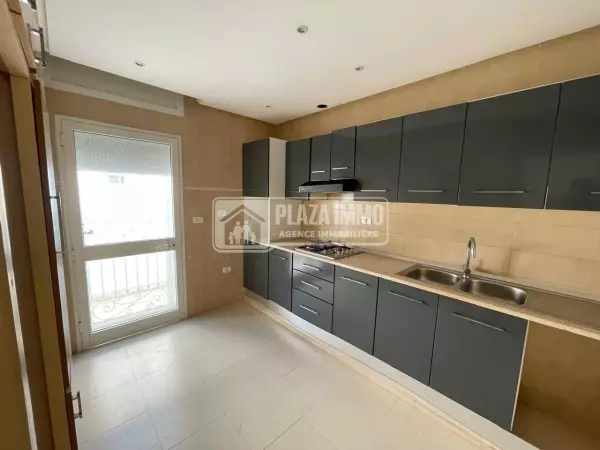 Villa S5 à louer au lac, 2 niveaux, 300m²