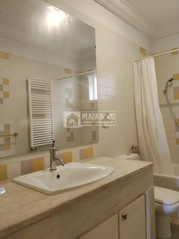 A louer un appartement S+4 meublé Sidi Daoud La marsa