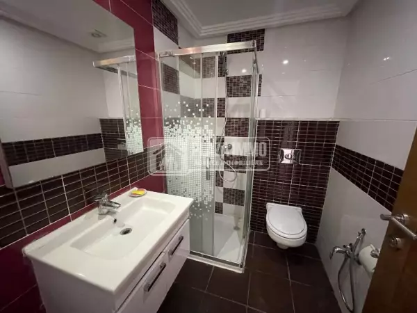 A louer appartement S2 meublé au Lac 2