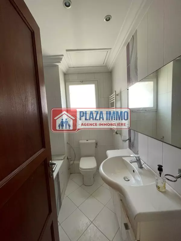A Louer appartement el Aouina