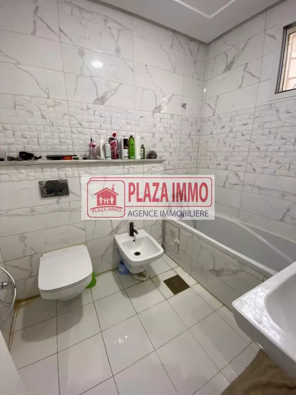 Villa R2 à Vendre à Bhar Lazreg
