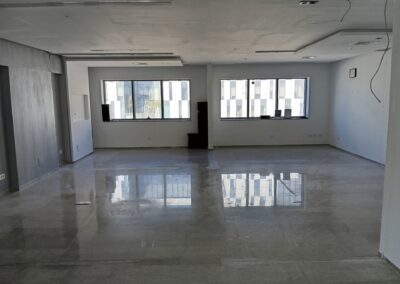 Bureau Open Space à Louer au Lac 2