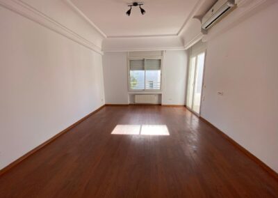 À Louer Appartement S2 Vide Au Lac 2